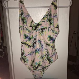Forever21 one piece, never worn!!